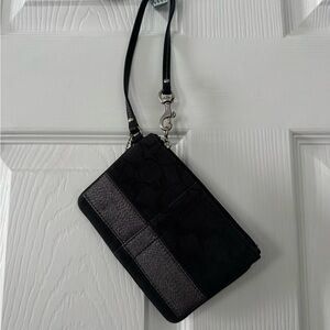 Vintage Coach Black and Gray Wristlet